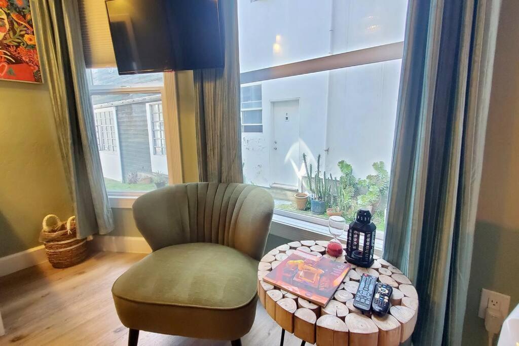 Charming And Cozy Studio Gaslamp! Perfectly Located In San Diego Downtown! Exterior photo